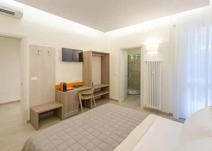 San Felice 135 Pensionat Bologna